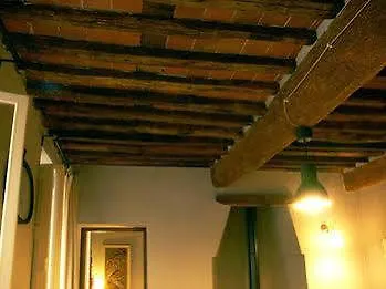Il Sasso Sul Cipresso Lucca
